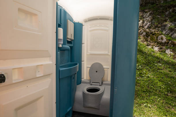 Best Temporary restroom rental  in Forest Lake, IL